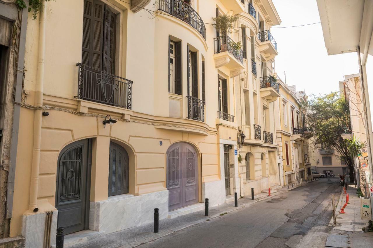 Wisdom Residence Luxury Apartments At Plaka Athens Exterior photo